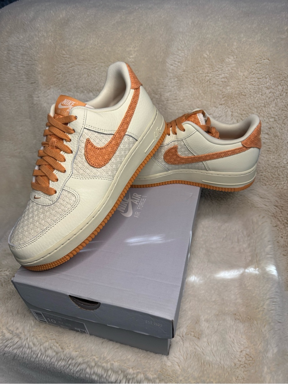 New in Box 👟 Women’s Nike Air Force 1 Low ‘07 Coconut Milk/Copper Moon